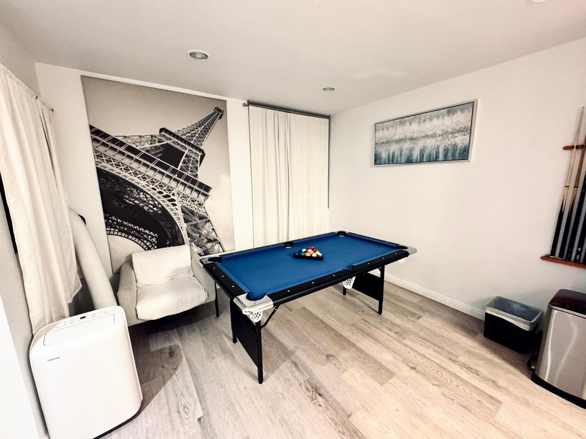 Amazing Large 2 Bedroom West Hollywood Appartement