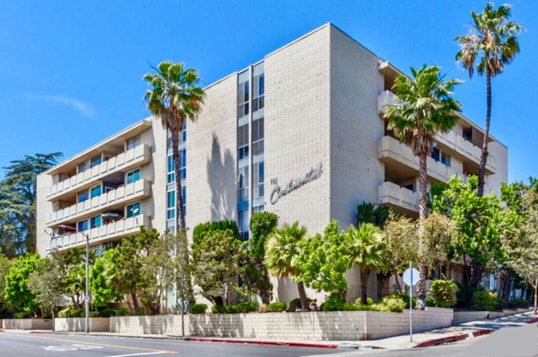 Amazing Large 2 Bedroom West Hollywood Appartement