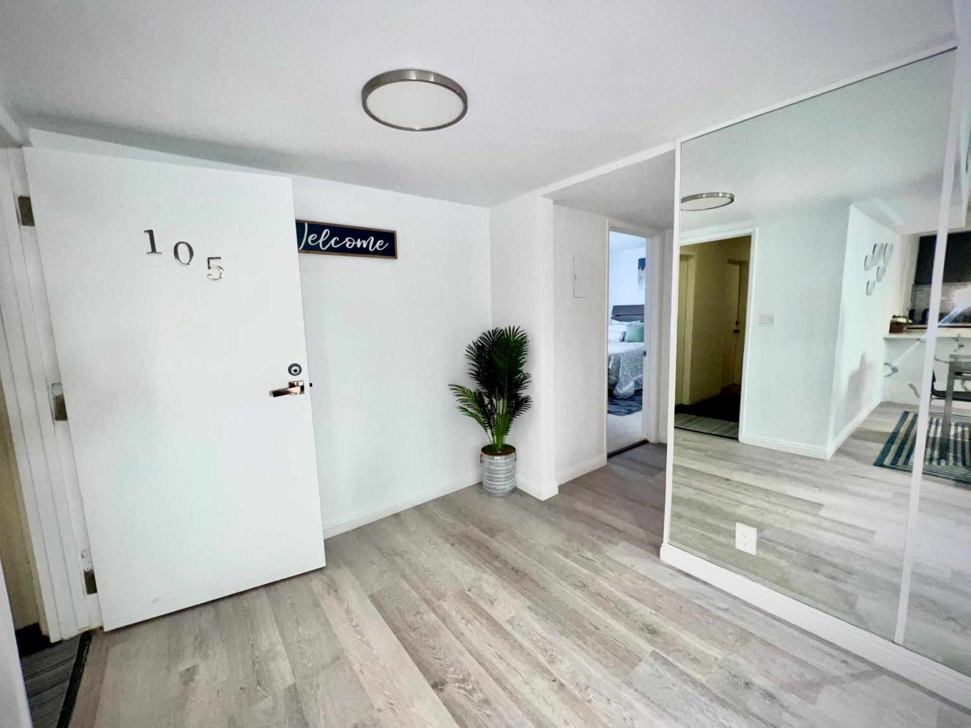 Amazing Large 2 Bedroom West Hollywood Appartement